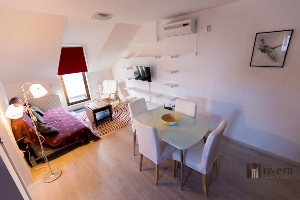 Cozy Apartment - Palas Iasi Exterior photo